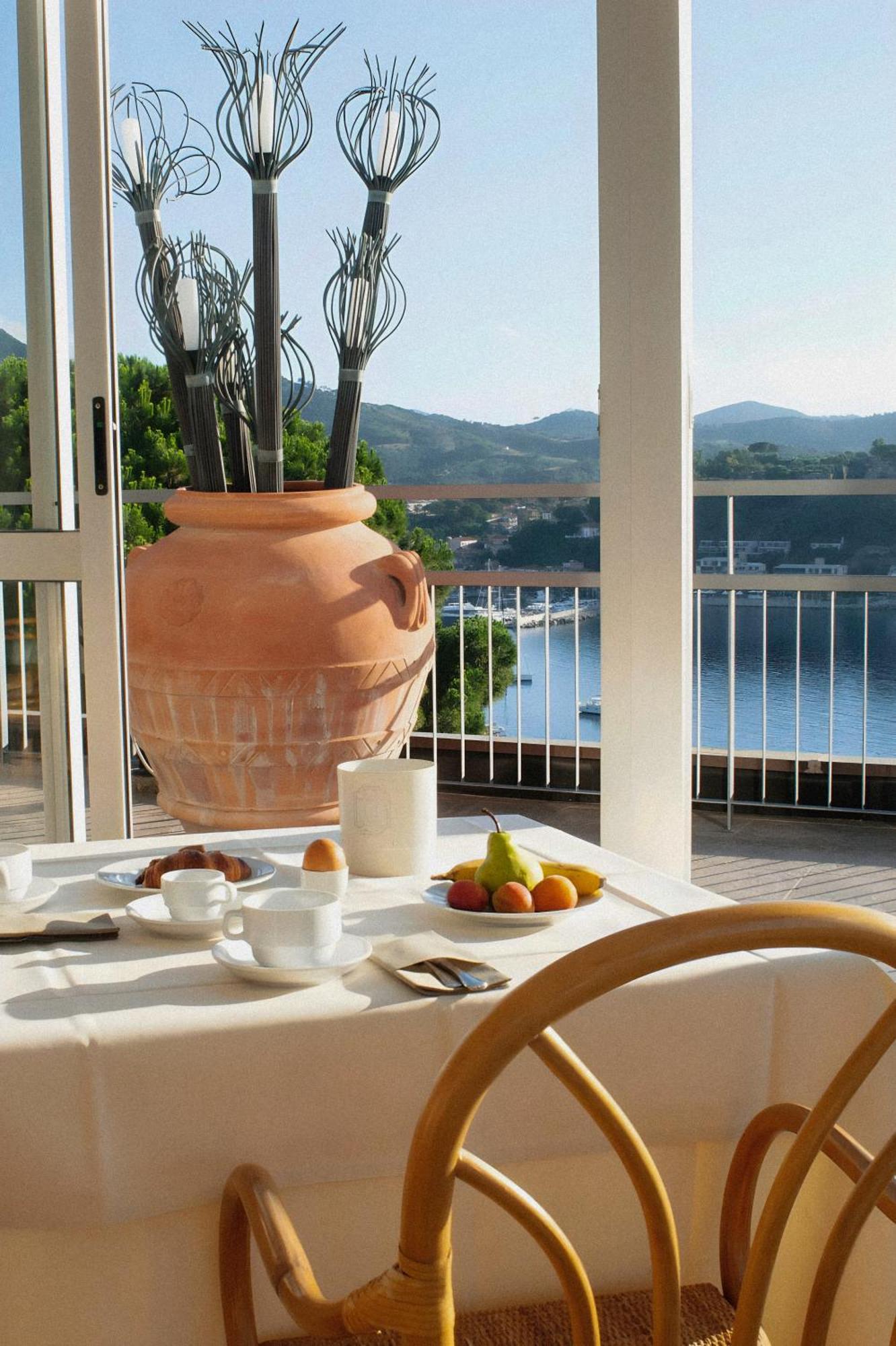 Hotiday Room Collection - Porto Azzurro Capoliveri  Bagian luar foto