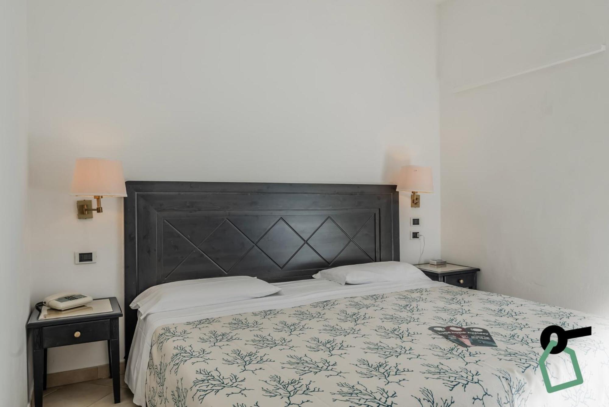 Hotiday Room Collection - Porto Azzurro Capoliveri  Bagian luar foto