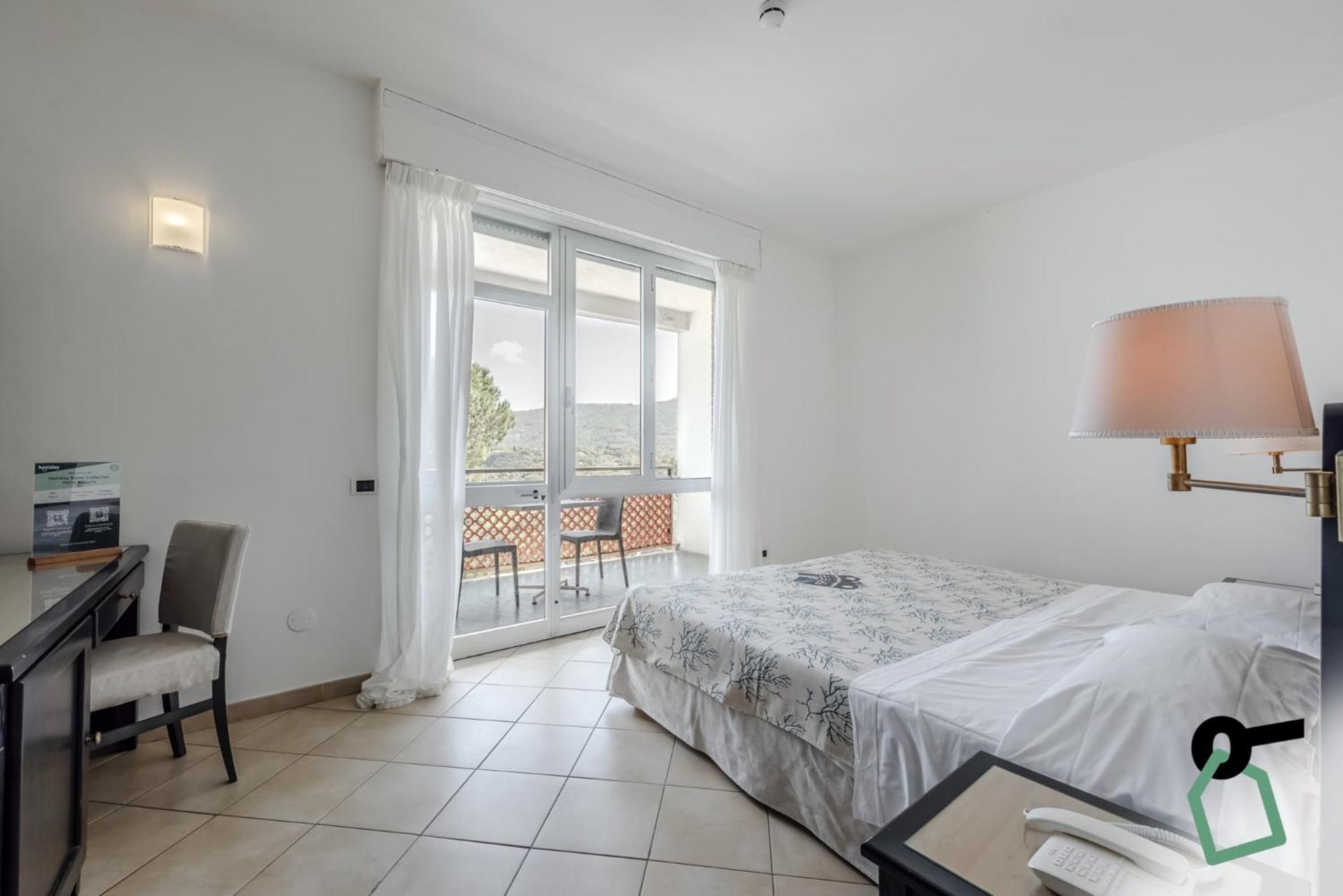 Hotiday Room Collection - Porto Azzurro Capoliveri  Bagian luar foto