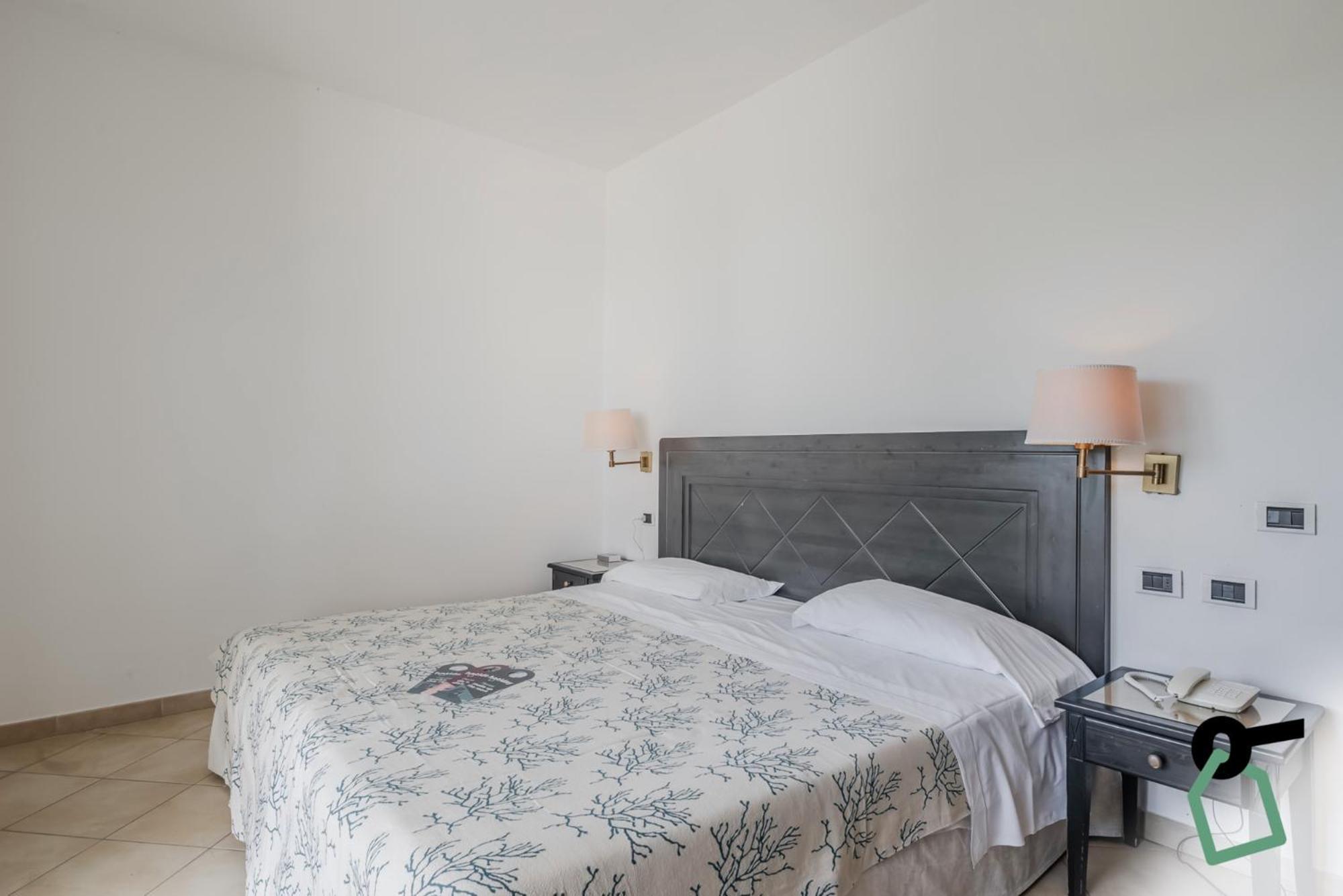Hotiday Room Collection - Porto Azzurro Capoliveri  Bagian luar foto