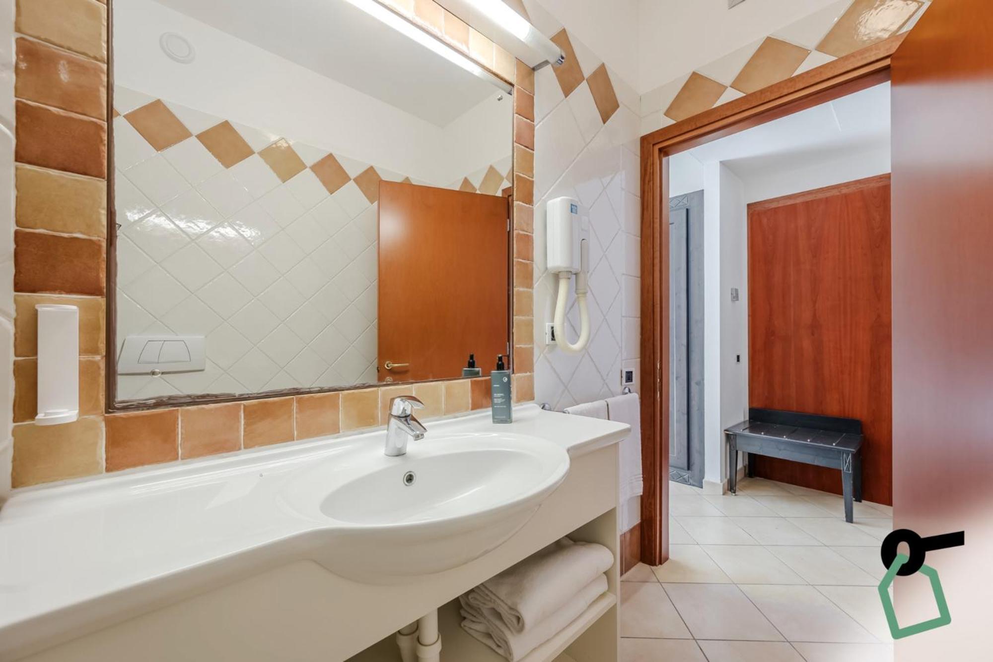 Hotiday Room Collection - Porto Azzurro Capoliveri  Bagian luar foto
